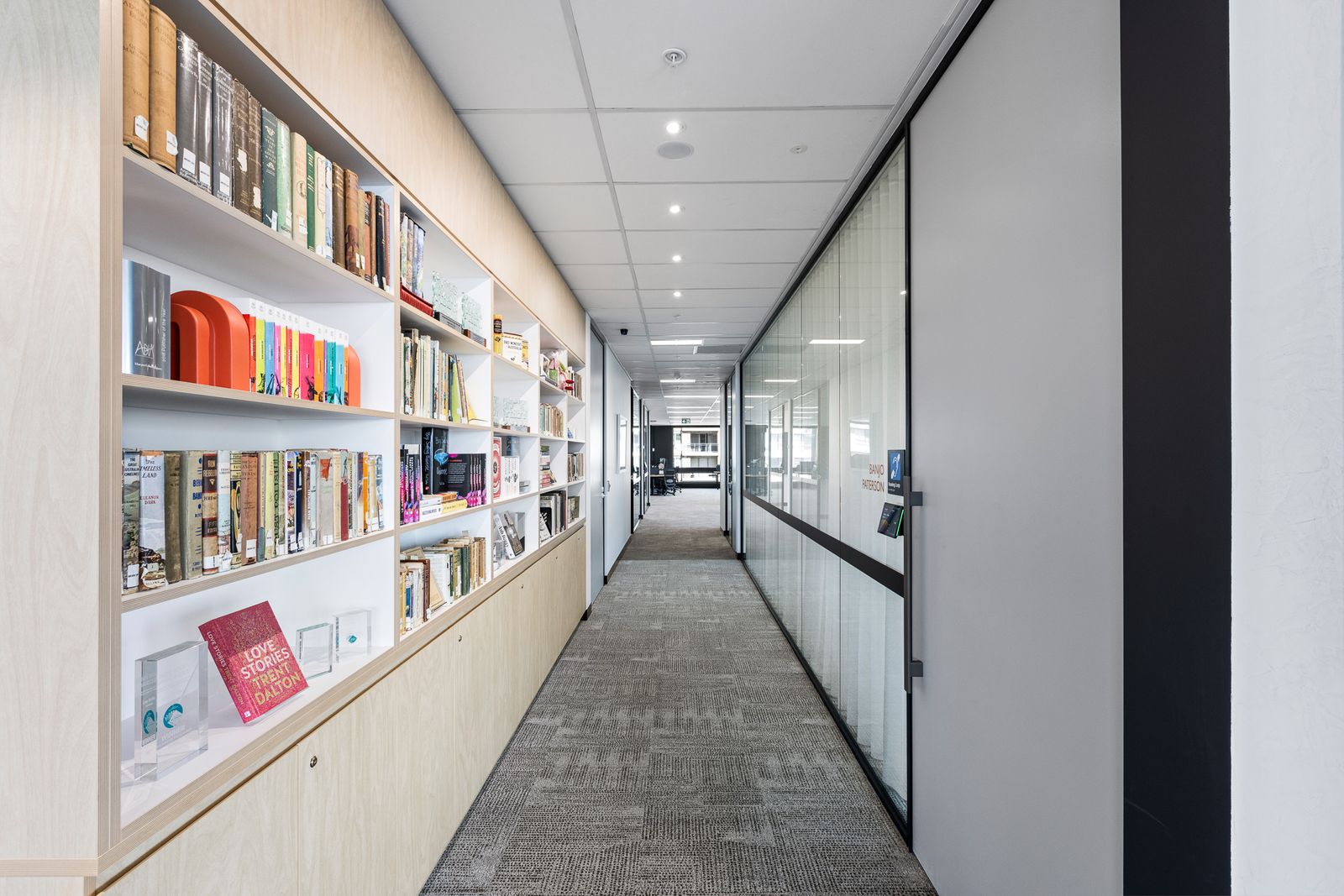 HarperCollins — Level 19 — photo 6